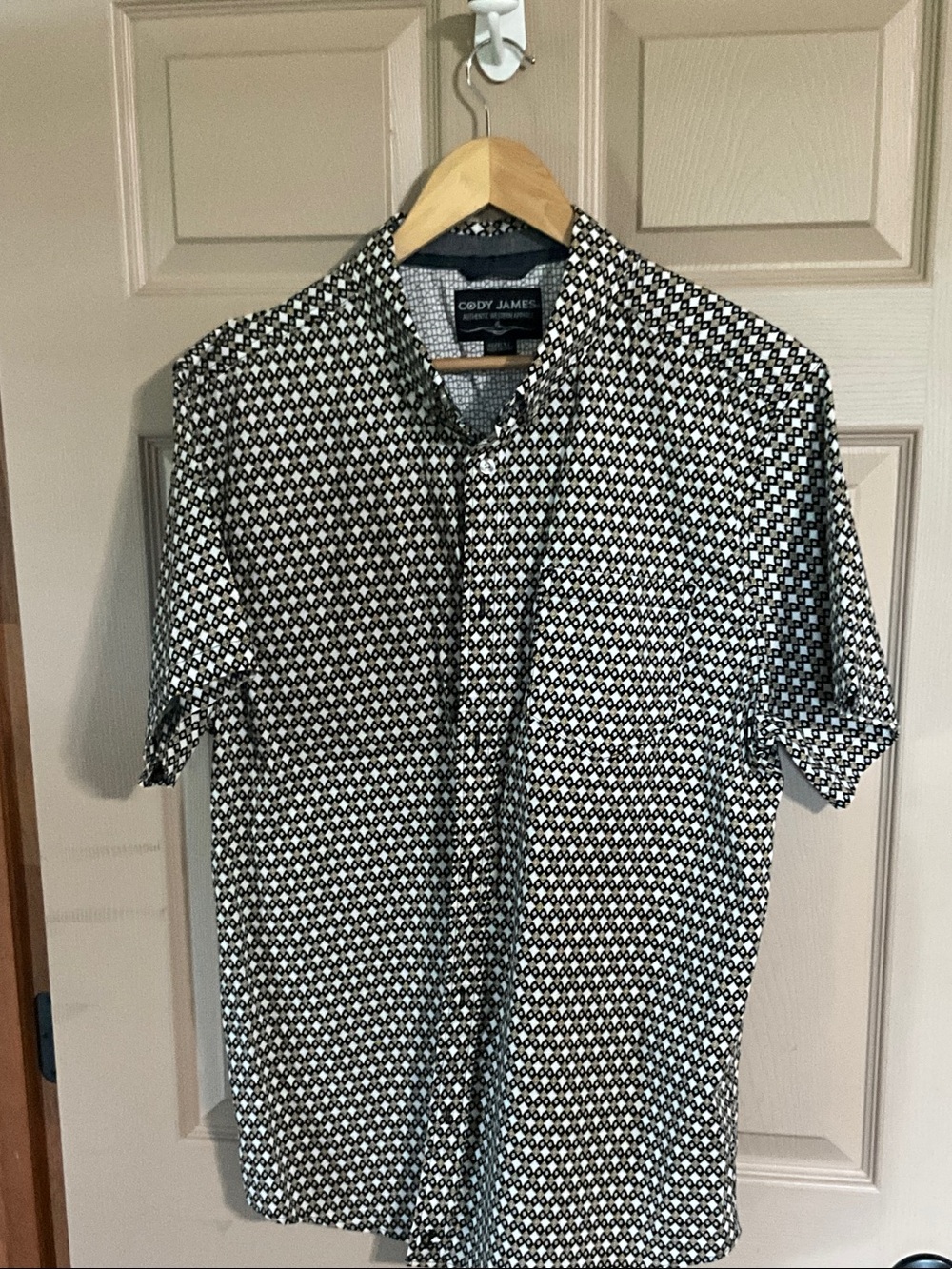 Cody James Black & White Geo Short Sleeve Button-Down